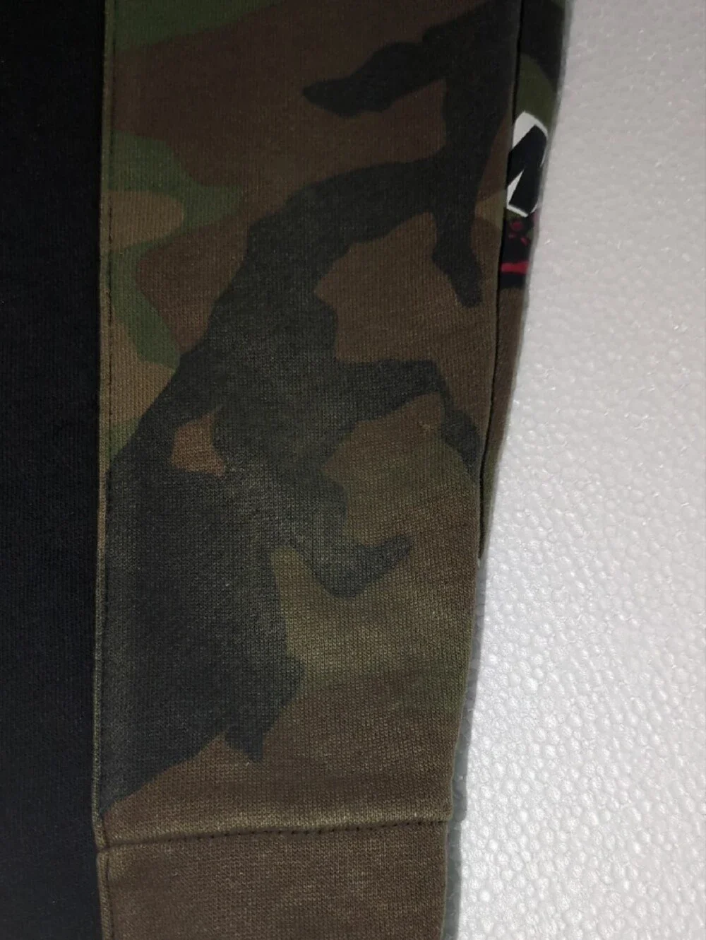 Nike Kids Camo Joggers with Black Panels and Red Drawstring Small 8-10 Yrs